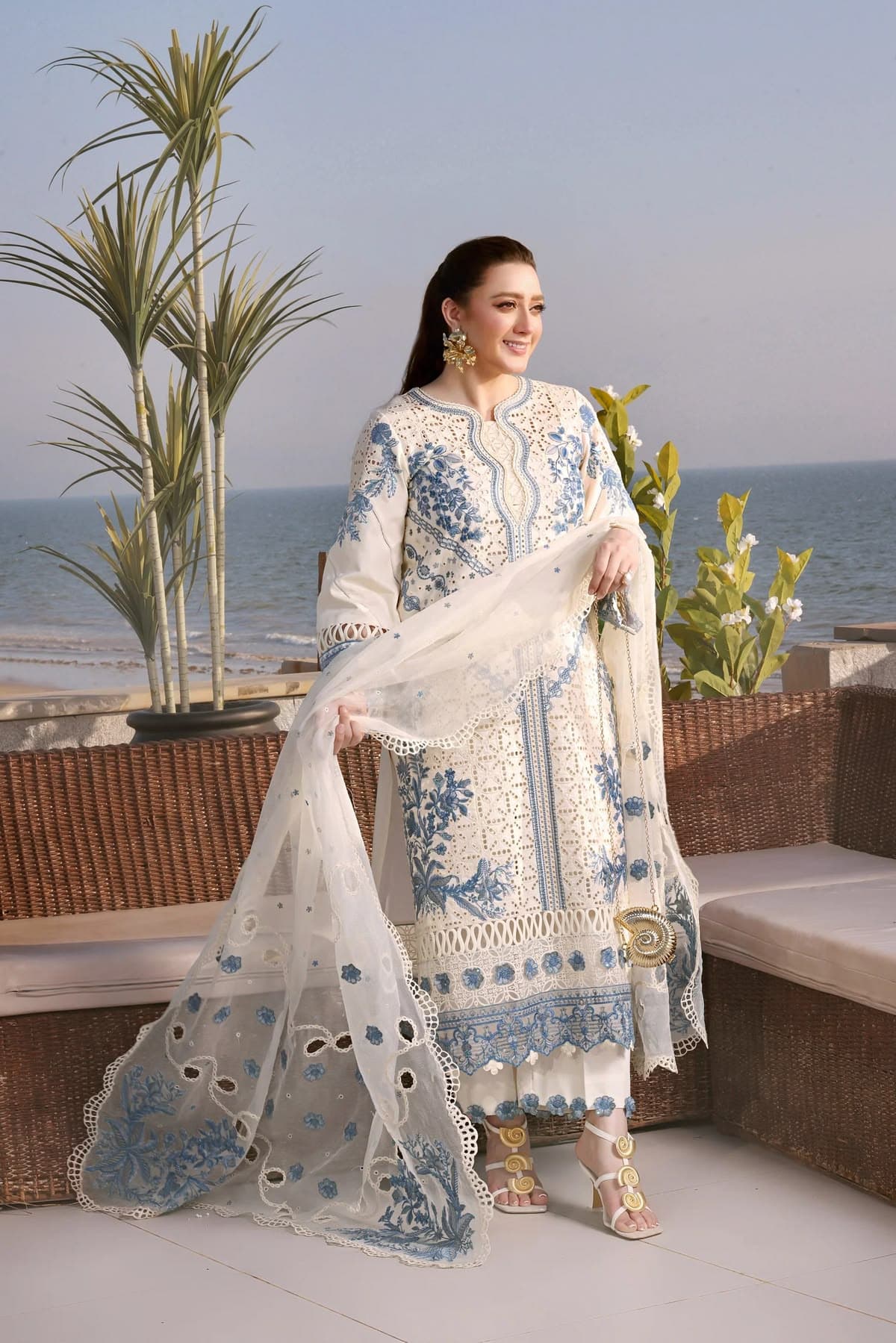 Gul-e-Dawoodi Embroidered Lawn Suit - Premium Lawn Wholesale Pakistani Suit